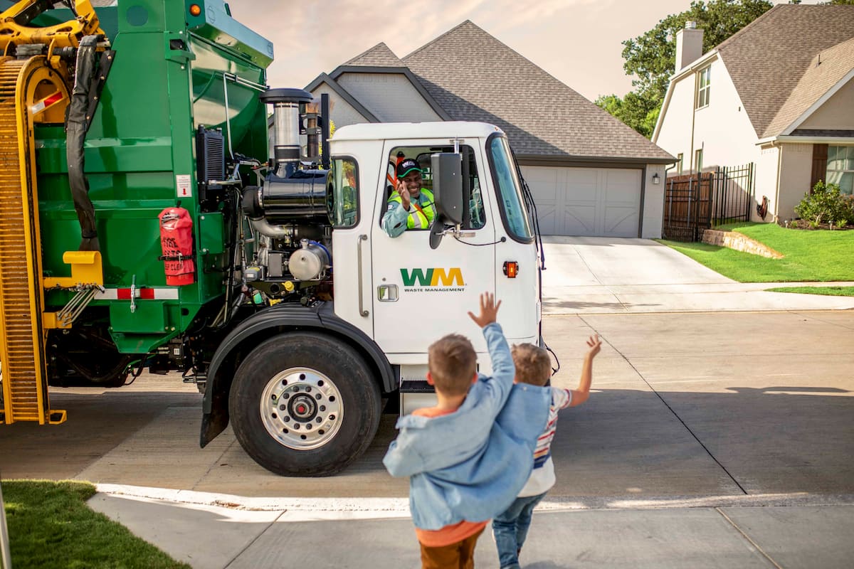 Garbage Collection Services for Owosso, MI WM